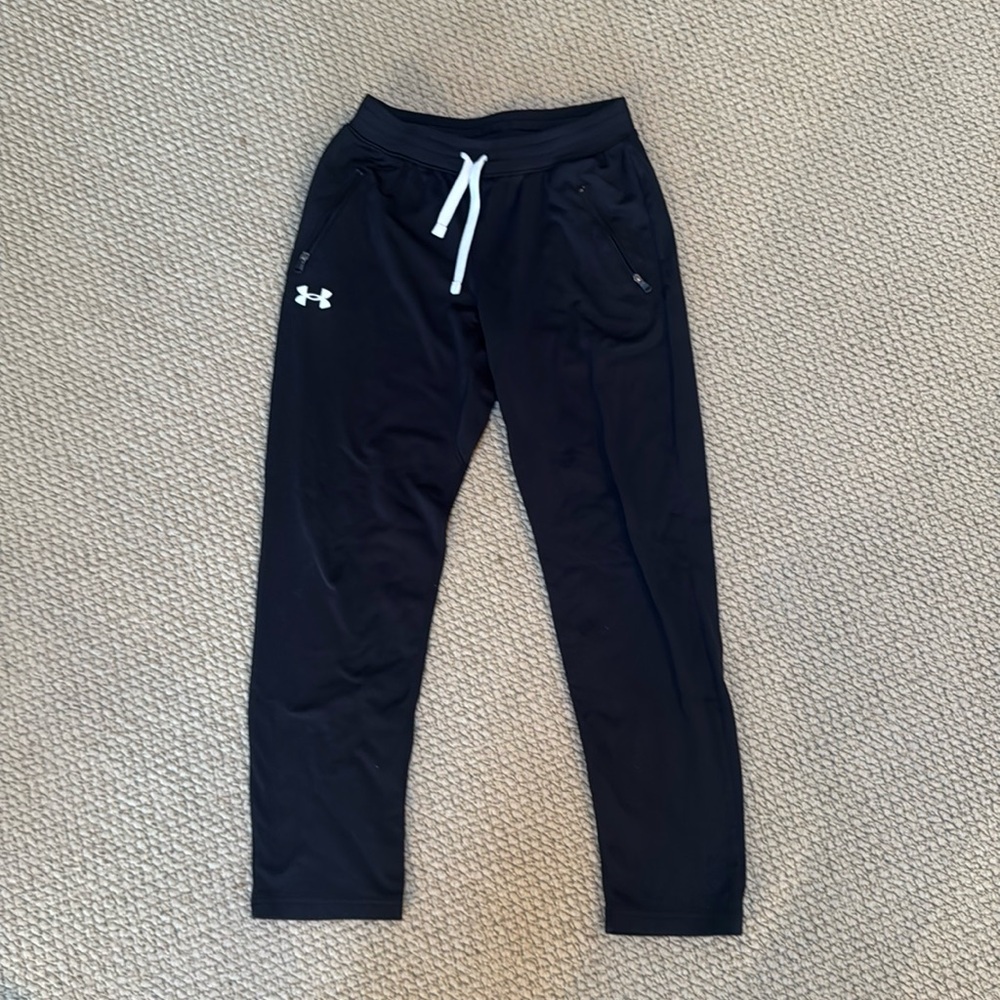 Boys under Armour sweatpants